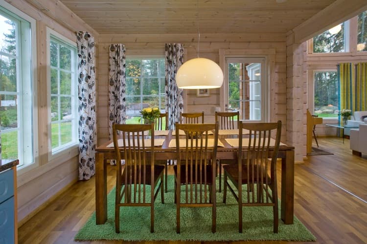 KONTIO Finnish log homes — dining area