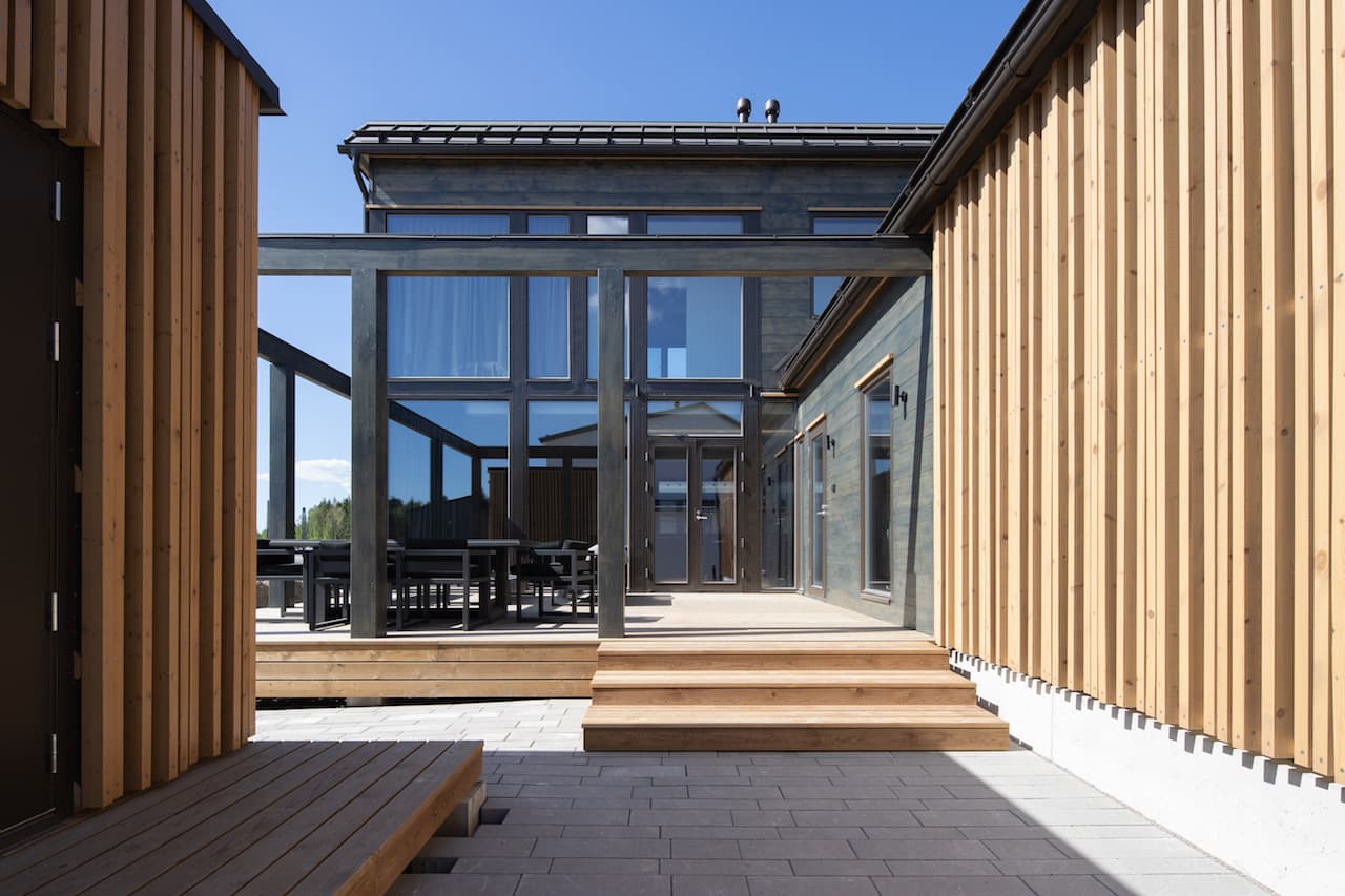 Dřevostavby Kontio - rodinný dům Hill House - exteriér - terasa