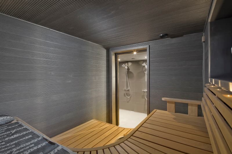 Finnish KONTIO log home with a sauna