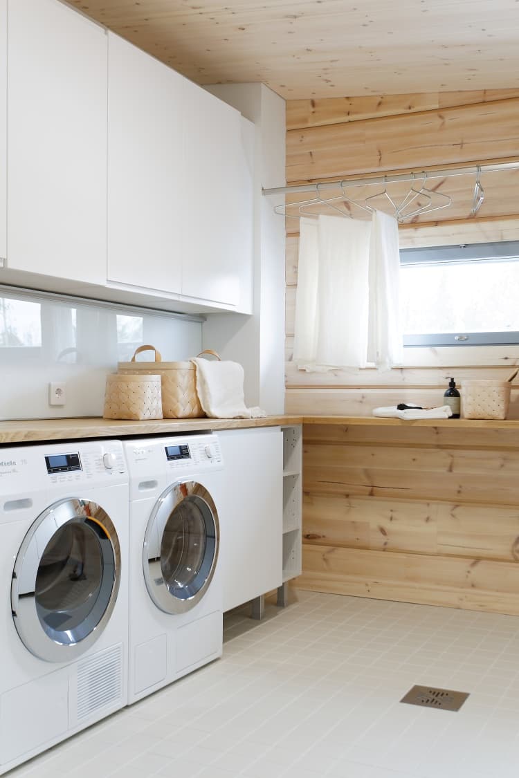 KONTIO log homes, Harunire, utility room