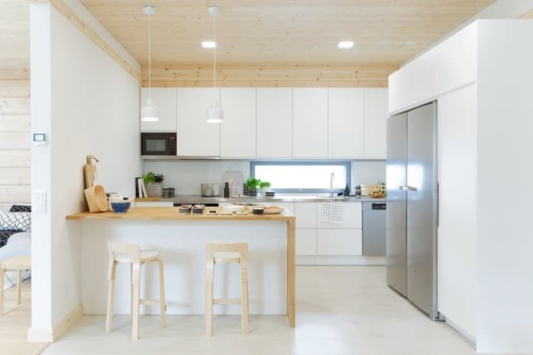 KONTIO log homes, Harunire, kitchen