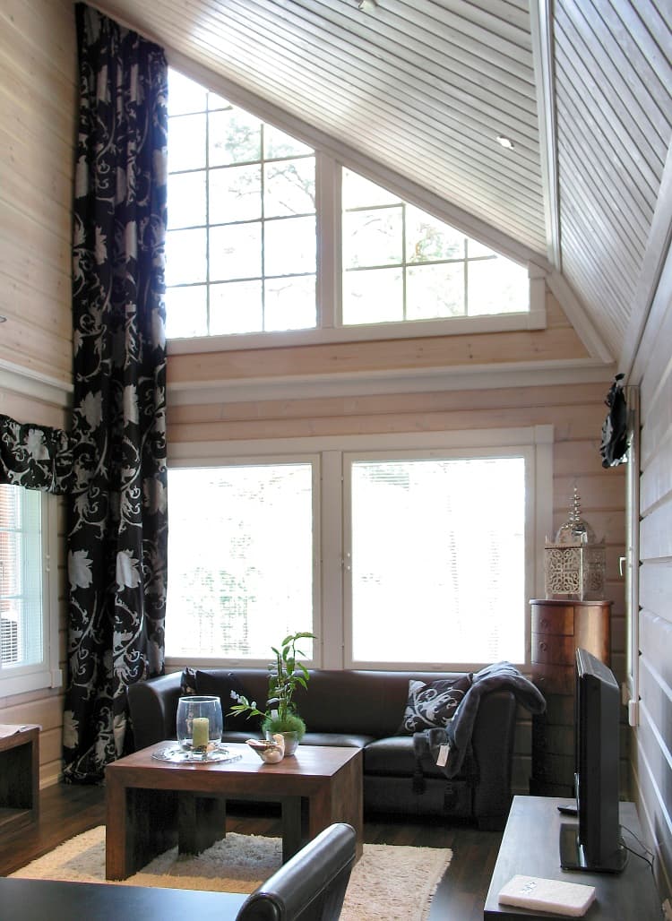 KONTIO log home, living room with cathedral ceiling