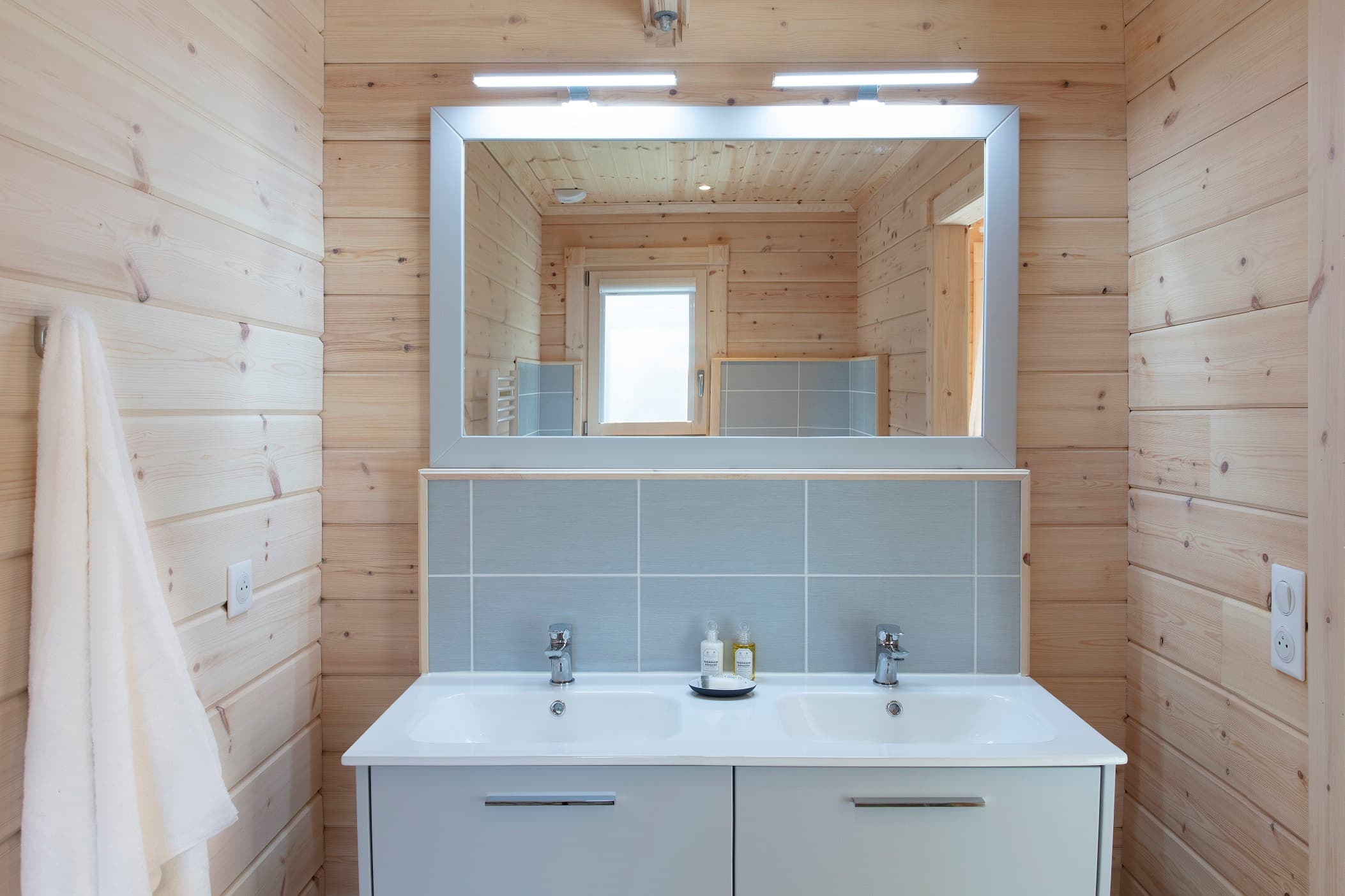 Dřevostavby Kontio Aquitaine, bathroom