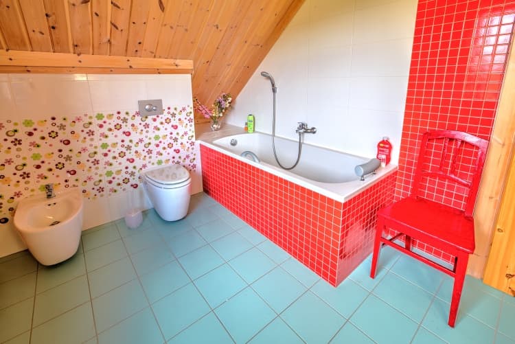 KONTIO log homes — UVA model — bathroom