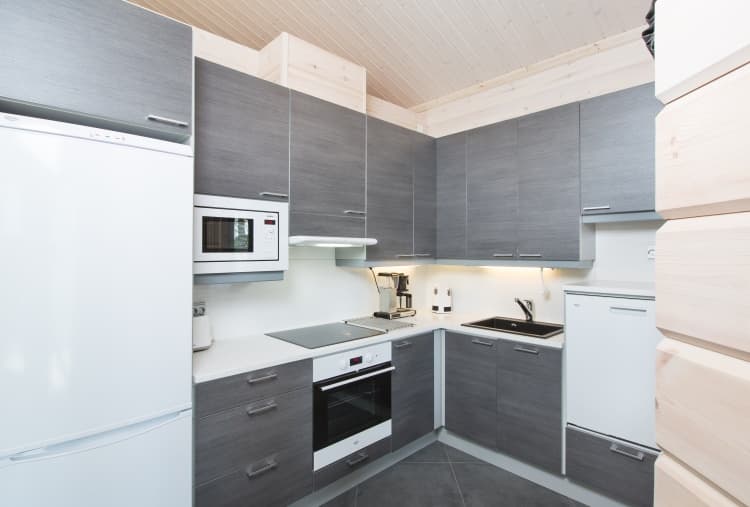 KONTIO log homes, kitchen