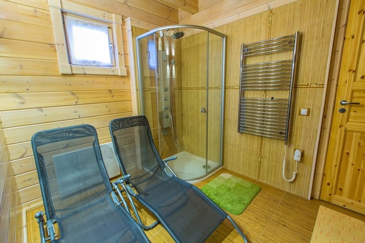 Kontio log home, relaxation area by the sauna