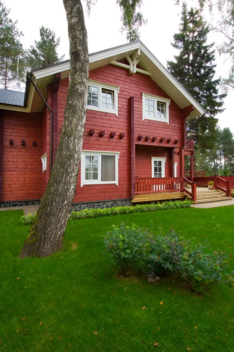 KONTIO Ulmus model log homes, Falun red 2