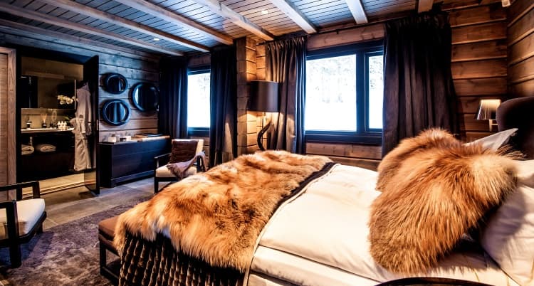 The luxury Villa Copperhill log home