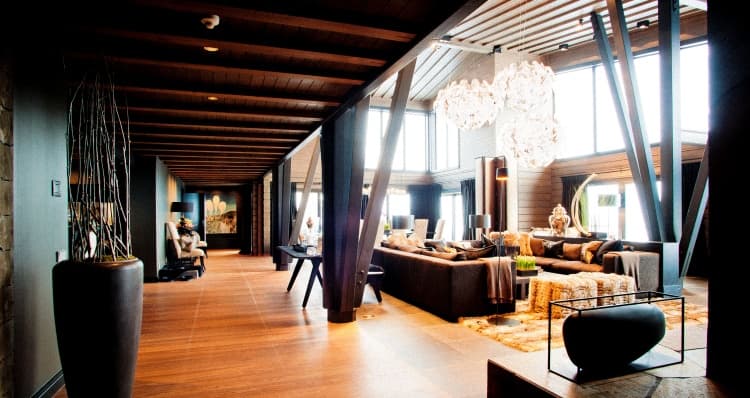 Luxury KONTIO log home — mountain ski house — ground floor