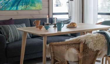 Dřevostavby KONTIO hoská chata v Norsku - obývací pokoj