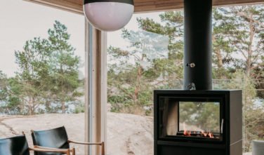 Dřevostavby KONTIO - Projekt Ö - moderní vila na ostrově - obývací pokoj